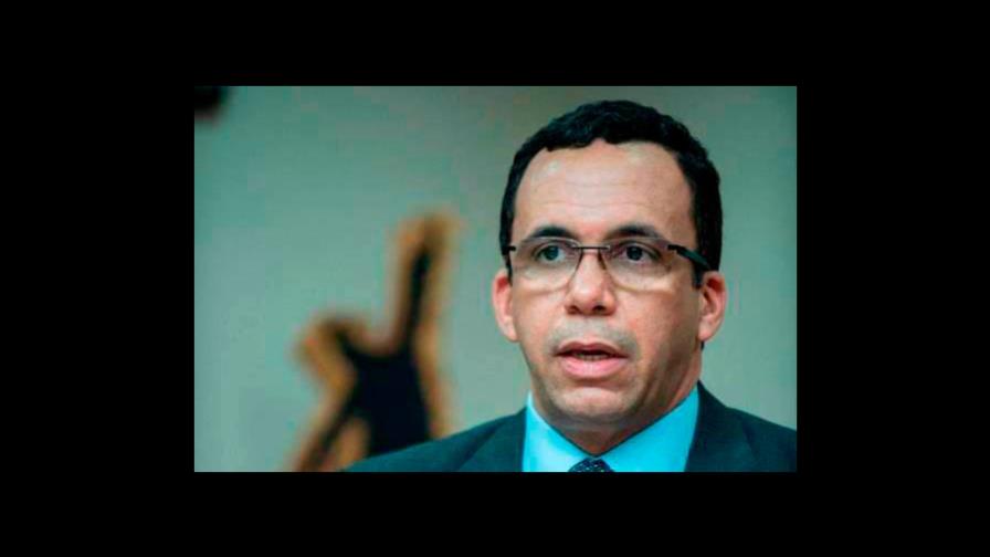 Navarro dice PLD no se quedará de brazos cruzado ante campaña en su contra Navarro dice PLD no se quedará de brazos cruzado ante campaña en su contra