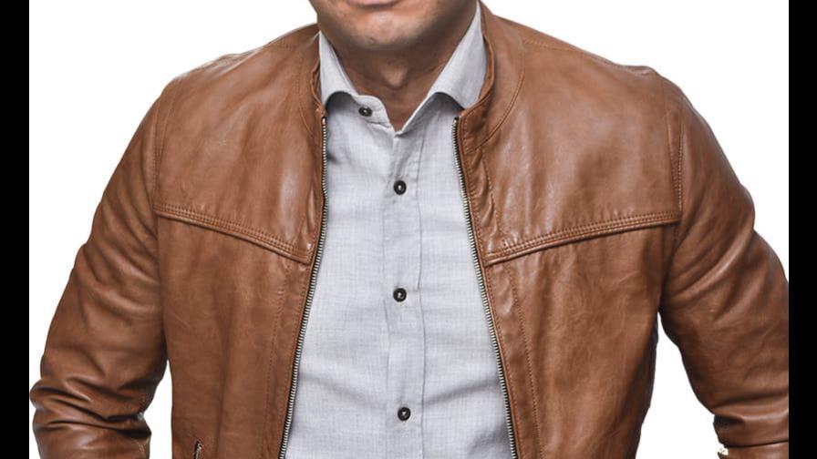 Comunicador Aneudy Santos se abre paso con “Impolíticamente correcto” Comunicador Aneudy Santos se abre paso con “Impolíticamente correcto”