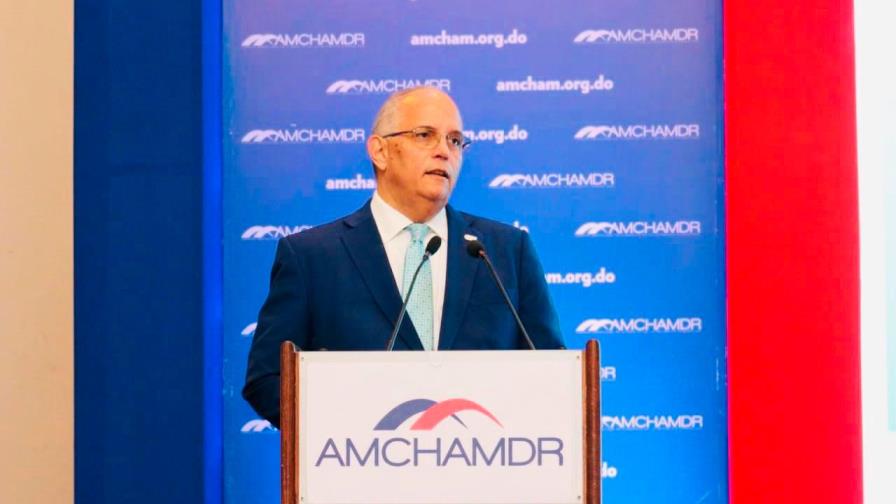 Comisión Nacional de Energía aboga por cambio tecnológico que promueva la descarbonización 