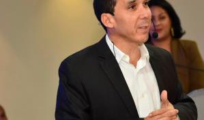 Canal 6 anuncia al productor Ángel Puello a la dirección general