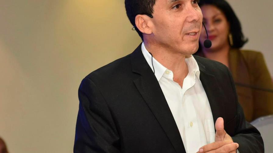 Canal 6 anuncia al productor Ángel Puello a la dirección general Canal 6 anuncia al productor Ángel Puello a la dirección general