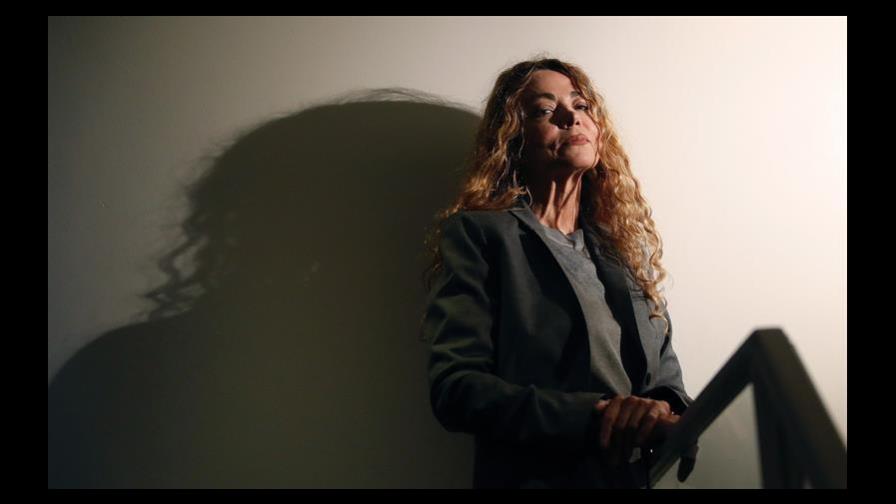 Ángela Becerra convierte su última novela en un “monumento a la mujer”