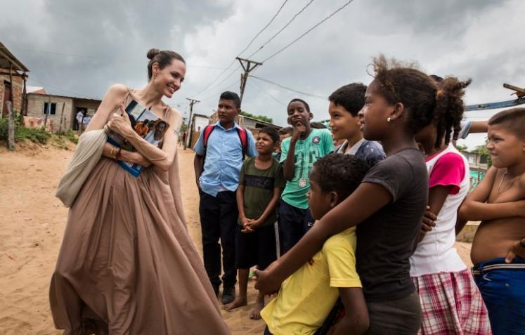 La fotografía de Angelina Jolie que causa polémica por su delgadez