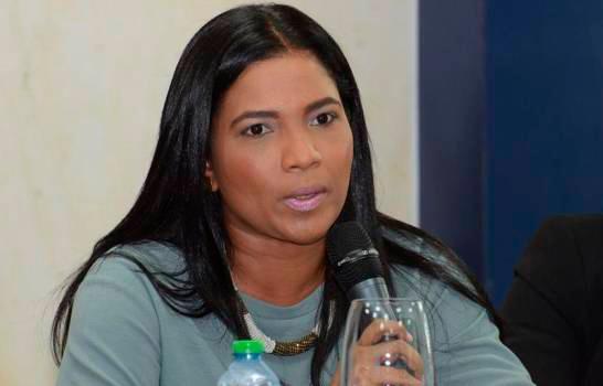 Periodista Anibelca Rosario fue diagnosticada con COVID-19