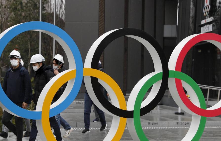 Atletas de Estados Unidos piden al COI eliminar prohibición a protestas en Juegos Olímpicos