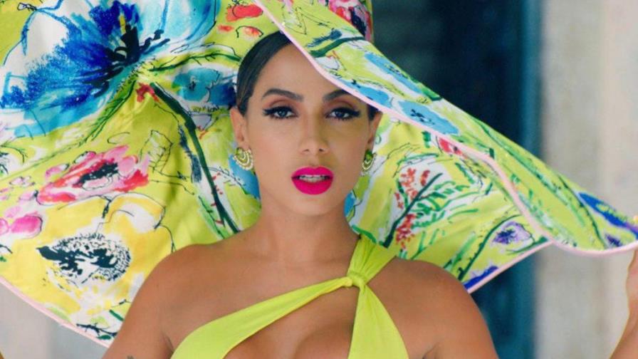 La cantante brasileña Anitta posa para su estatua de cera en el museo de Nueva York La cantante brasileña Anitta posa para su estatua de cera en el museo de Nueva York