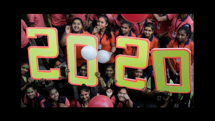 Conozca los deseos por el Año Nuevo de políticos y personalidades