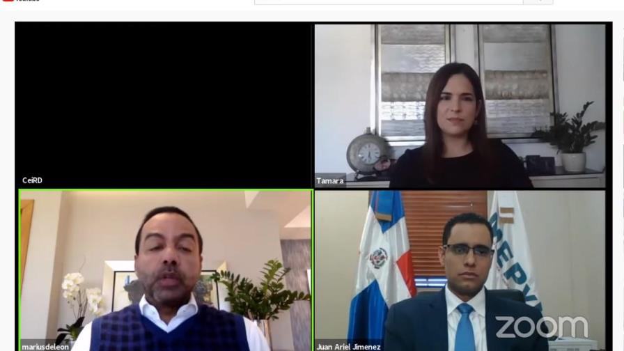 Ministro de Economía y director CeiRD plantean opciones post COVID para reactivar economía
