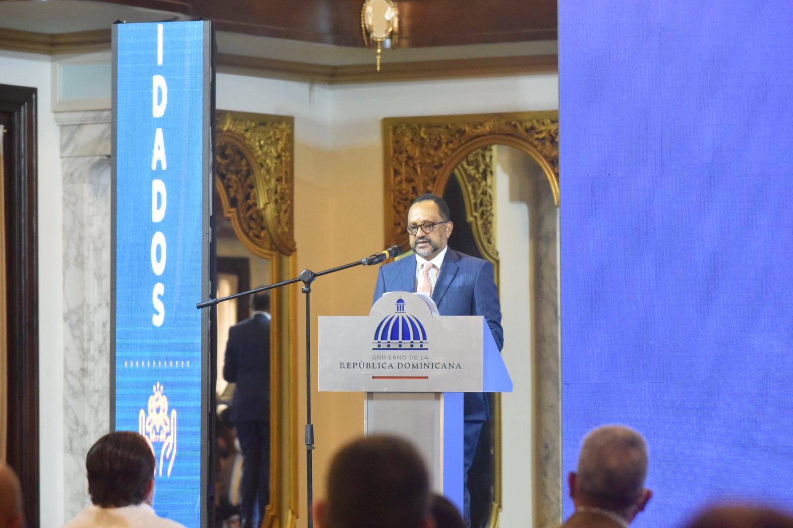 El consultor Jurídico del Poder Ejecutivo, Antoliano Peralta.