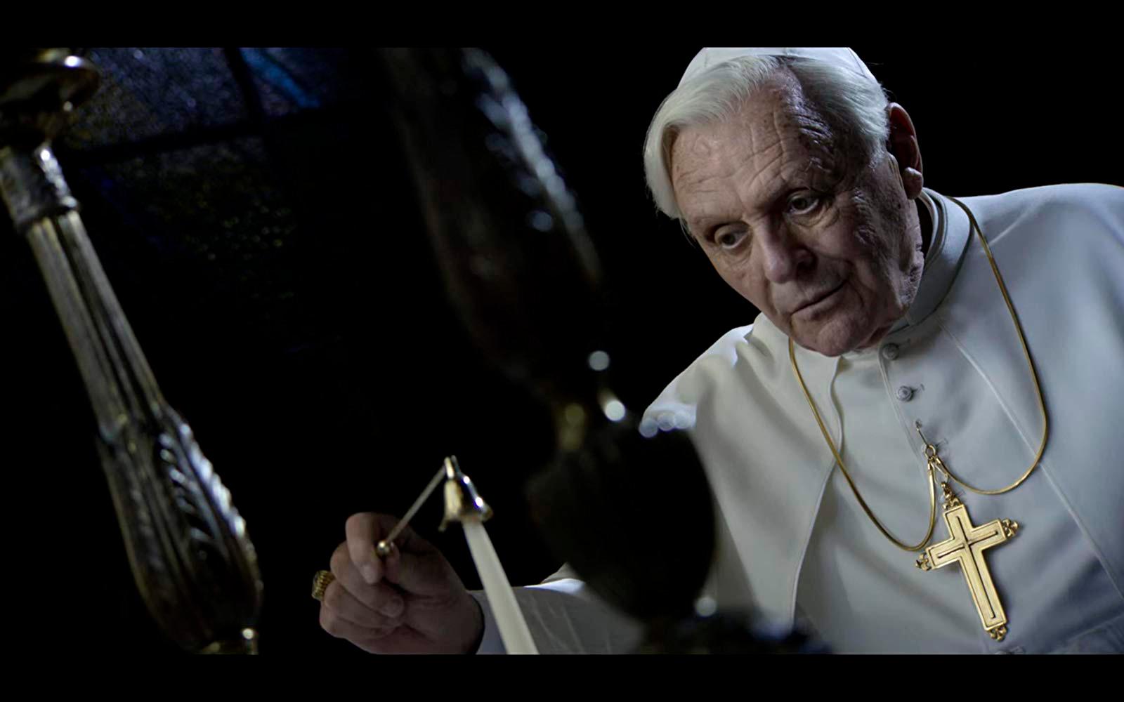 Anthony Hopkins por “The Two Popes”.