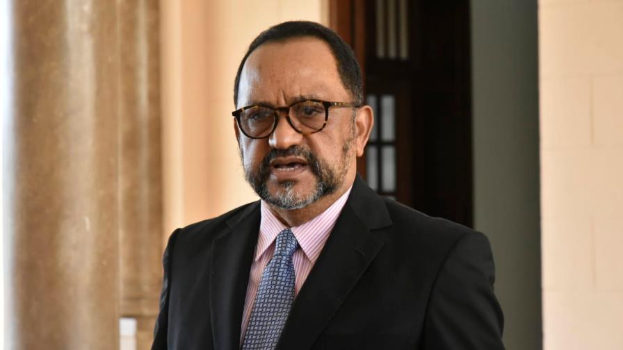 Finalizan vistas públicas a aspirantes al TSE; el jueves serán escogidos sus nuevos jueces Finalizan vistas públicas a aspirantes al TSE; el jueves serán escogidos sus nuevos jueces