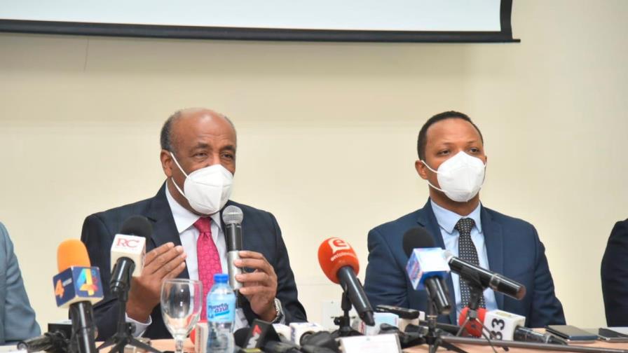 Ministro de Energía descarta “apagones financieros”; dice son por averías y mantenimiento Ministro de Energía descarta “apagones financieros”; dice son por averías y mantenimiento