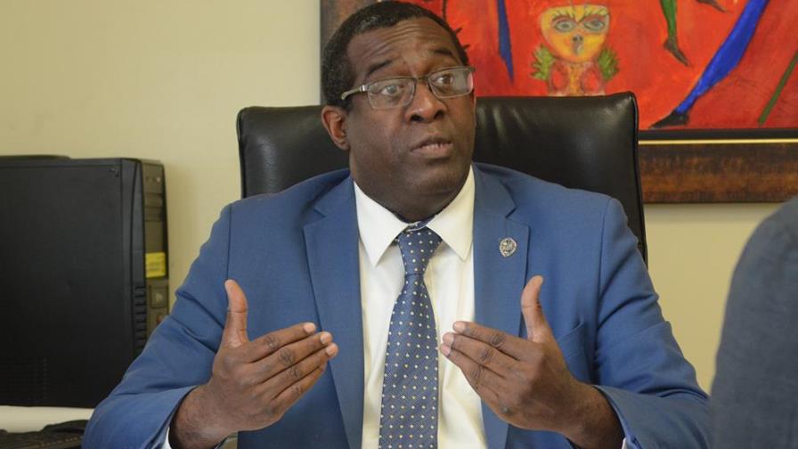 Economista Antonio Ciriaco  asegura que no están dadas las condiciones para una reforma fiscal en el país