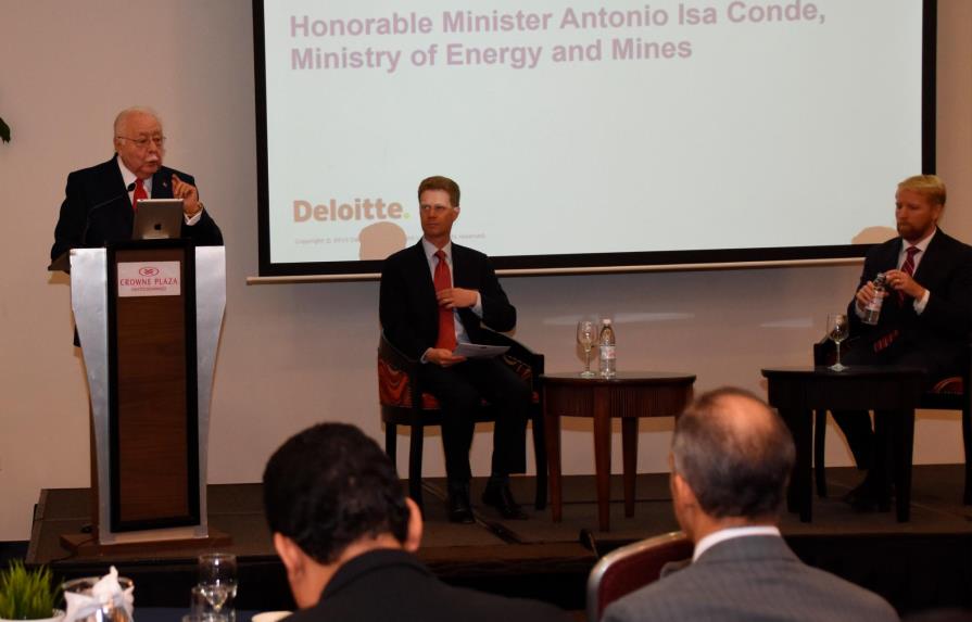 Ministro de Energía y Minas explica las dos prioridades del Gobierno en materia de gas