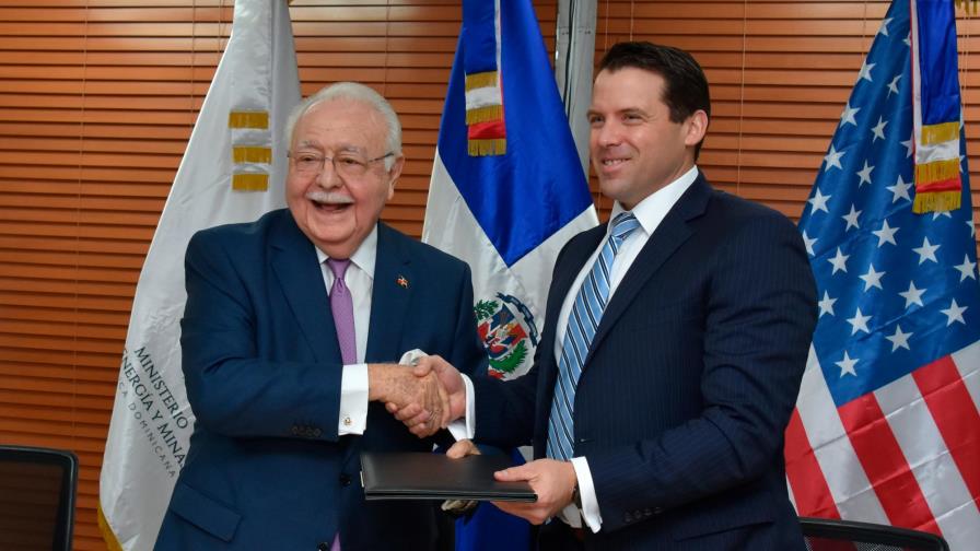 Energía y Minas firma contrato con Wood Mackenzie para realizar ronda petrolera