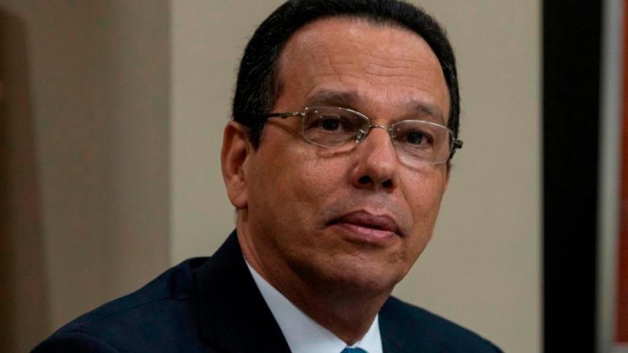 Ministro de Educación pide a colegios privados cumplir con calendario escolar 