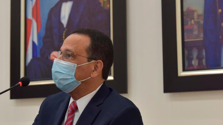 Ministro de Educación se reunirá este lunes con directores regionales y distritales Ministro de Educación se reunirá este lunes con directores regionales y distritales