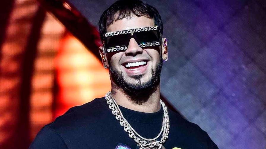 El cantante Anuel AA cambia el nombre de su cuenta en Instagram