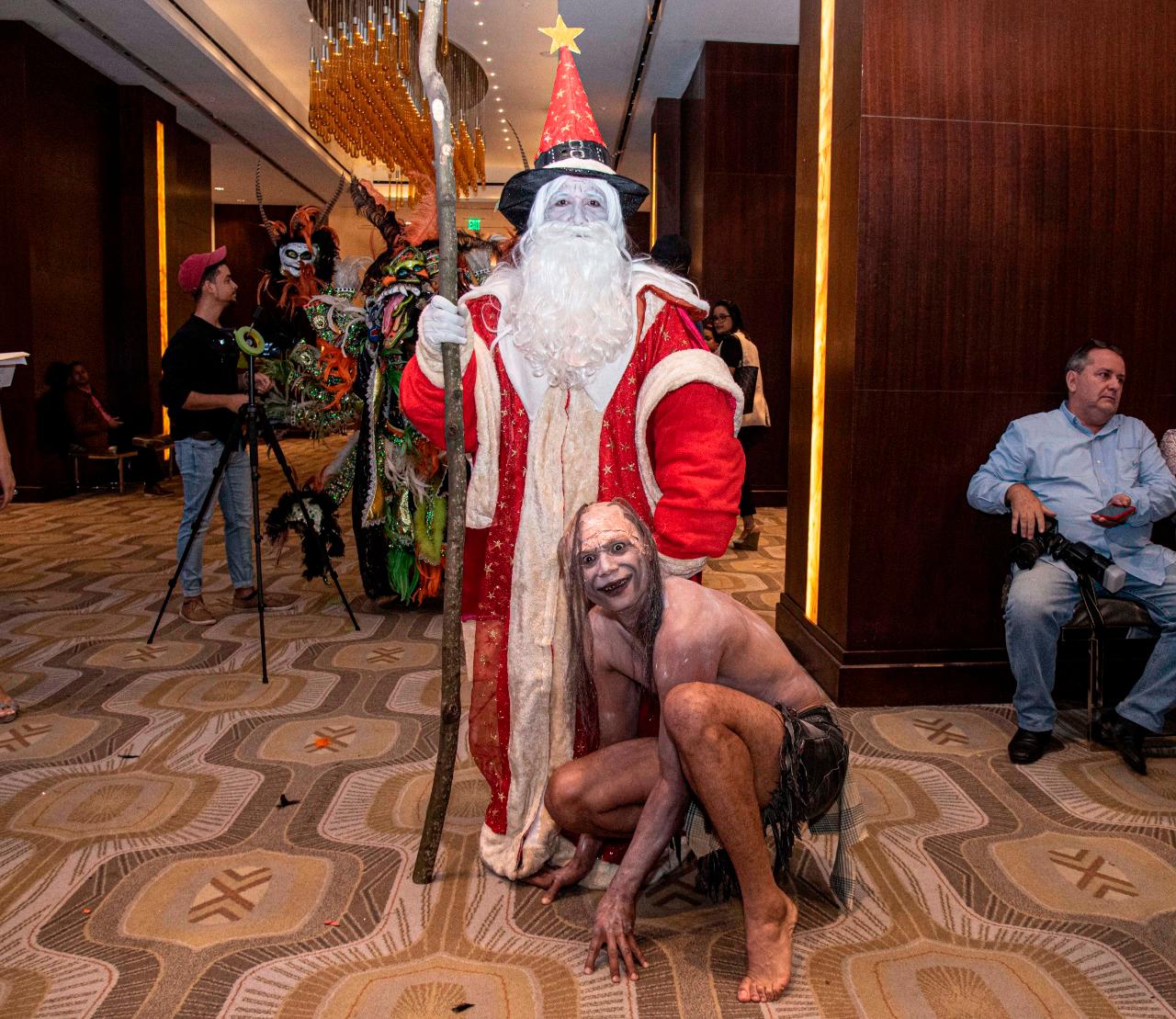 Los personajes pintorescos del Carnaval vegano dieron una demostración.