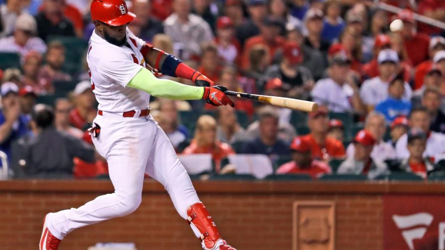 Hombro de Ozuna no desespera a los Cardenales que se toman su tiempo