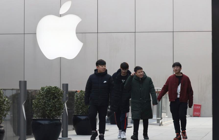 Consumidores jóvenes en Beijing pierden interés     en los últimos iPhone