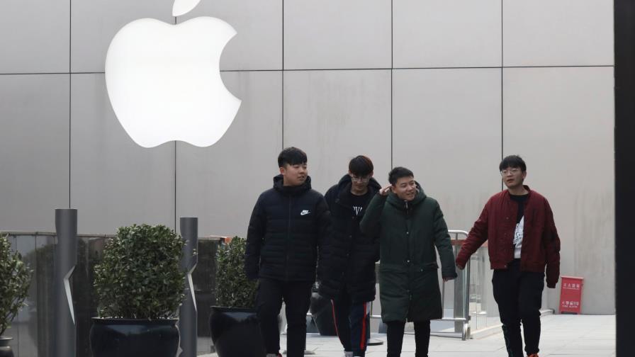 Consumidores jóvenes en Beijing pierden interés     en los últimos iPhone