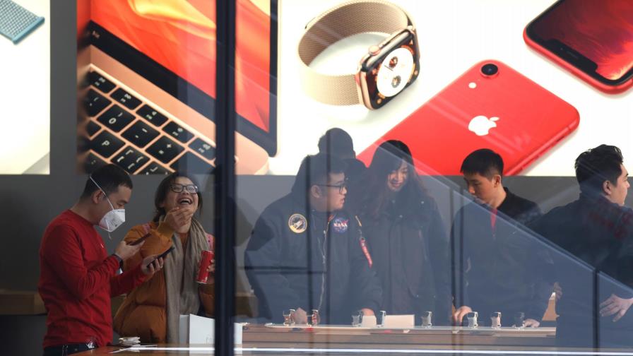 Apple pierde valor de mercado tras malos pronósticos de ventas