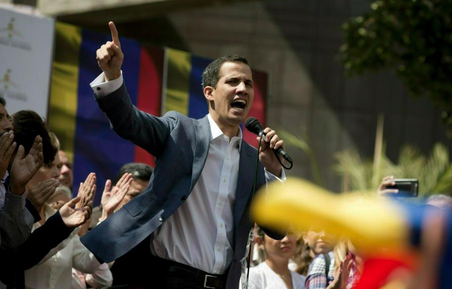 Juan Guaidó, el joven “outsider” que desafía a Maduro desde el Parlamento