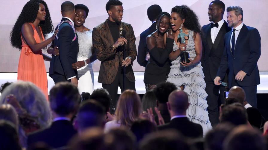 “Black Panther” vuelve al cine antes del Oscar