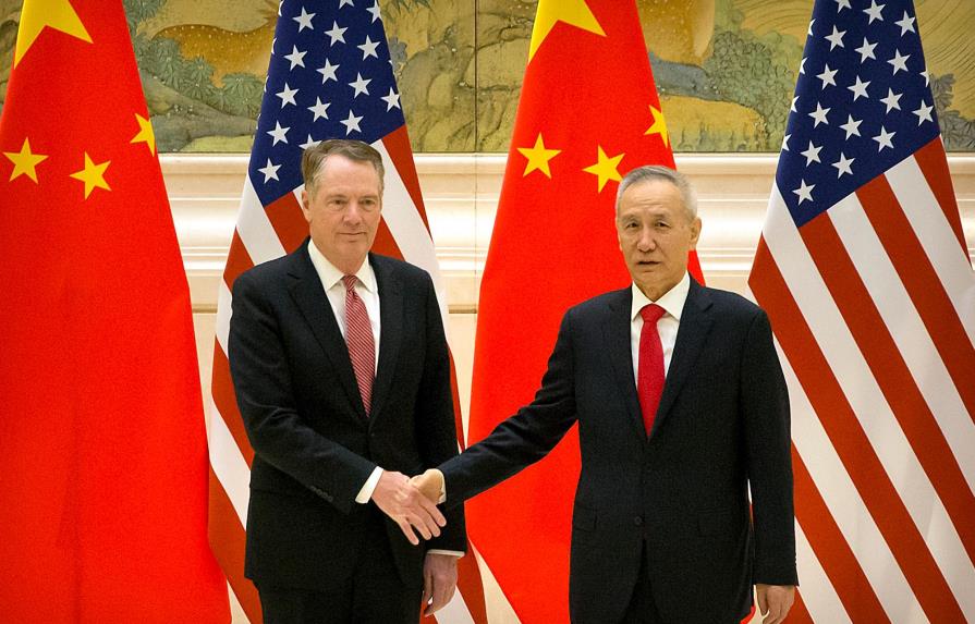China dice que diálogo comercial con EEUU será en octubre