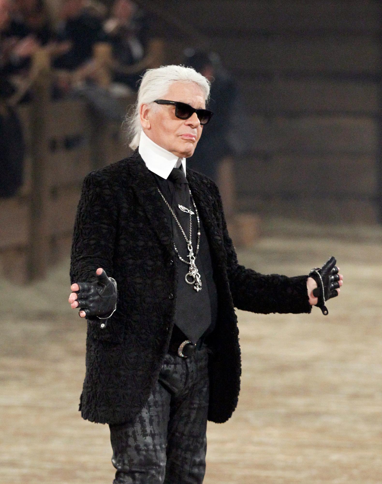 Karl Lagerfeld, icónico diseñador de Chanel 