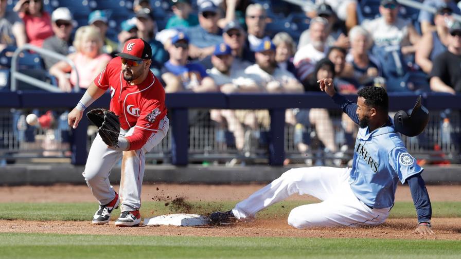 Raimel Tapia, Erik Mejía y Domingo Santana tiran H4