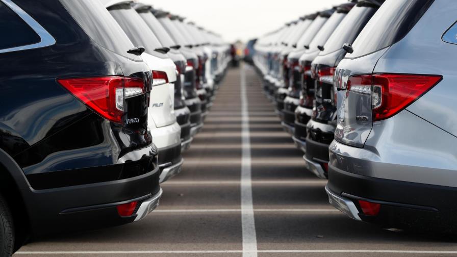 Ventas de móviles caerán el 7 % globalmente y el 18 % en China este trimestre Ventas de móviles caerán el 7 % globalmente y el 18 % en China este trimestre