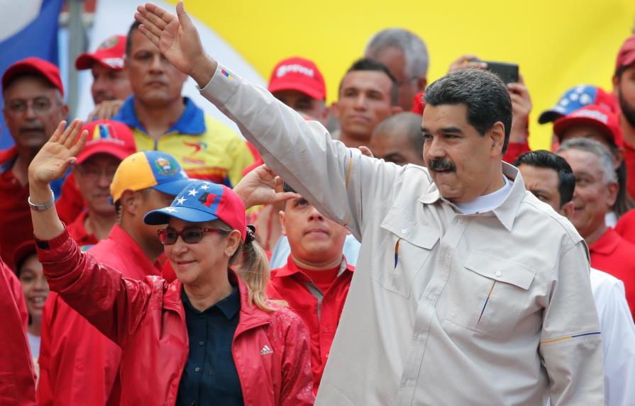 Maduro pide a México y Uruguay retomar propuesta de diálogo