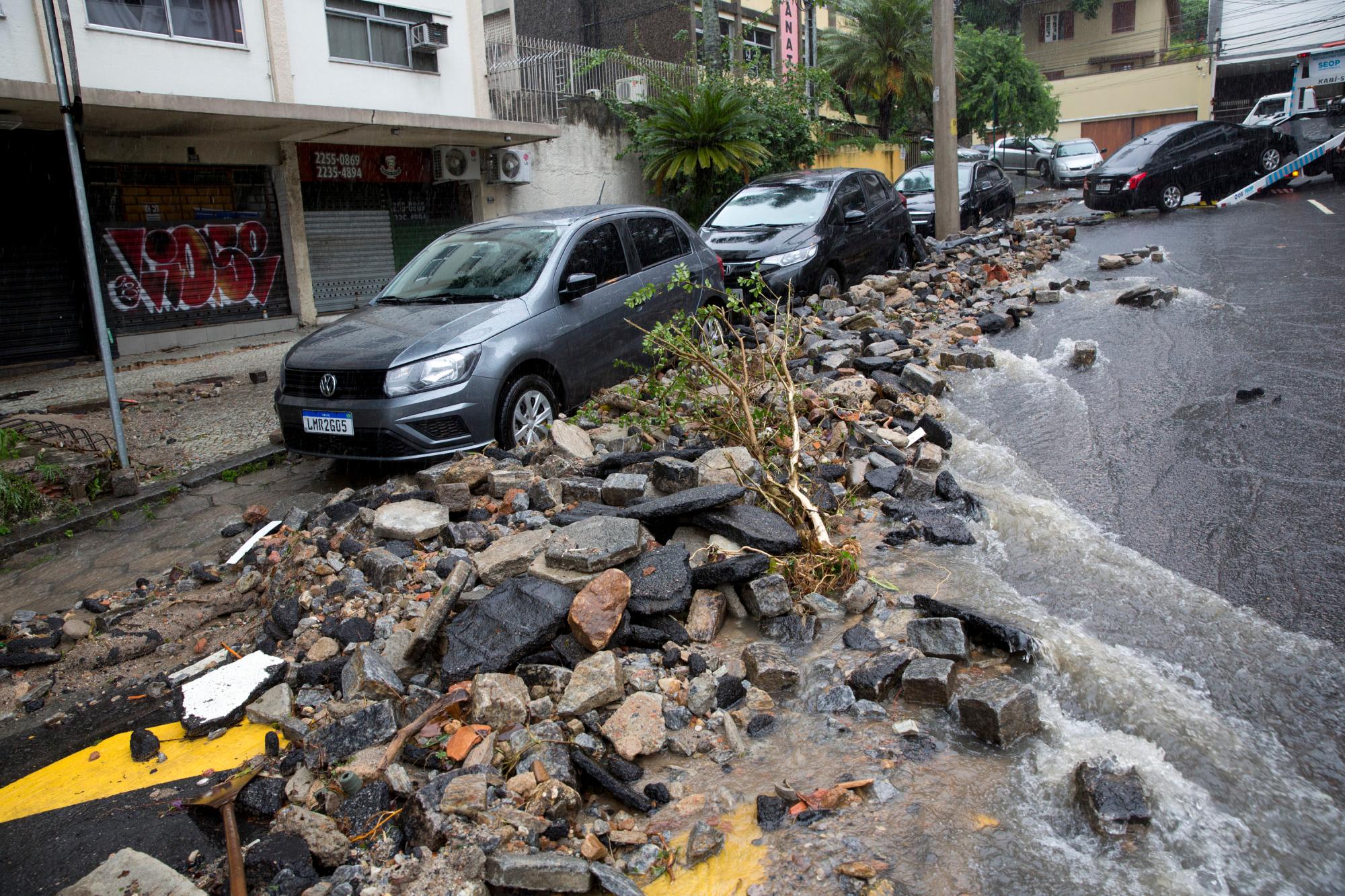Fuertes lluvias en barrio de Río de Janeiro, Brasil