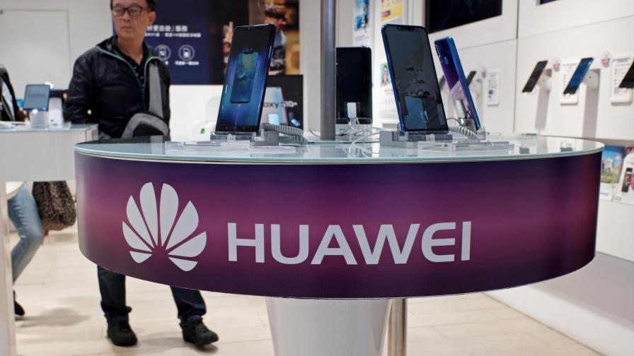 Legisladores británicos piden investigar filtración caso 5G de Huawei