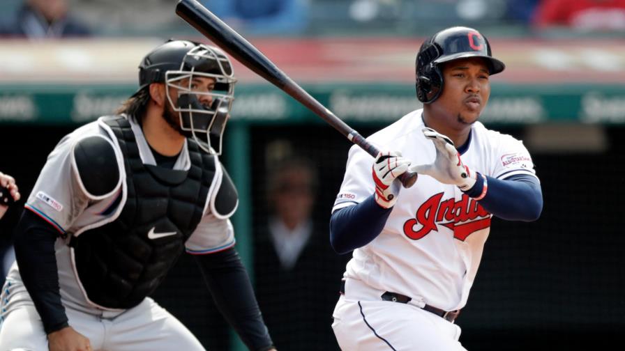 VÍDEO: José Ramírez se sacude con jonrón y cuatro remolcadas