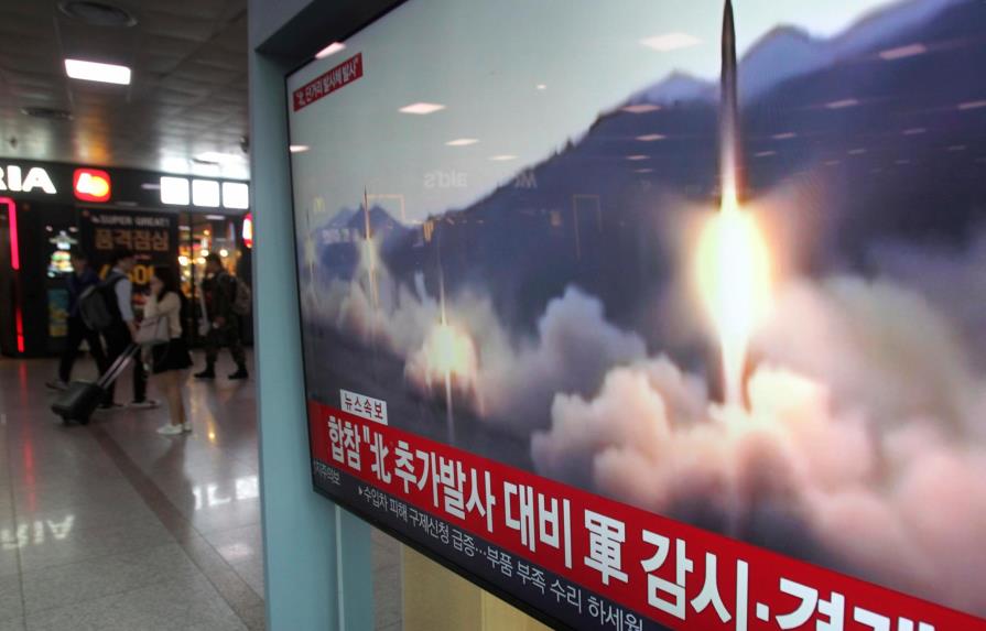 Corea del Norte probó lanzacohetes tras el disparo de misiles de corto alcance