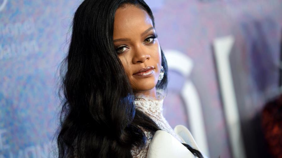 Fenty by Rihanna, ahora también moda de lujo 