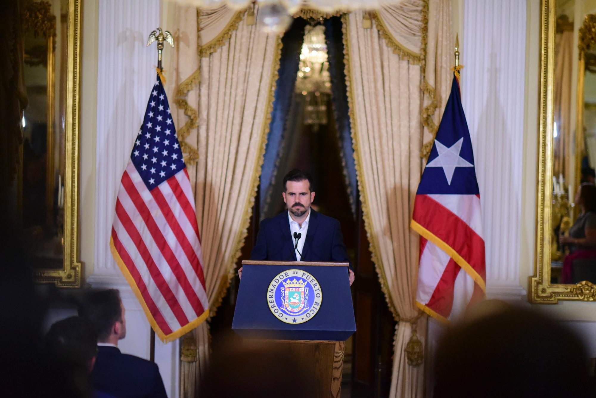 Tras doce días de protestas, renuncia el gobernador de Puerto Rico