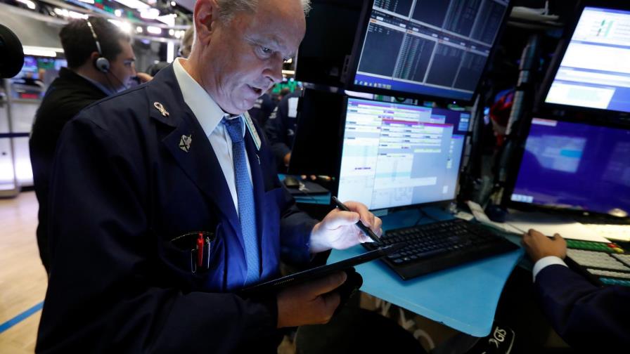 Wall Street rompe dos días de récords por situación China