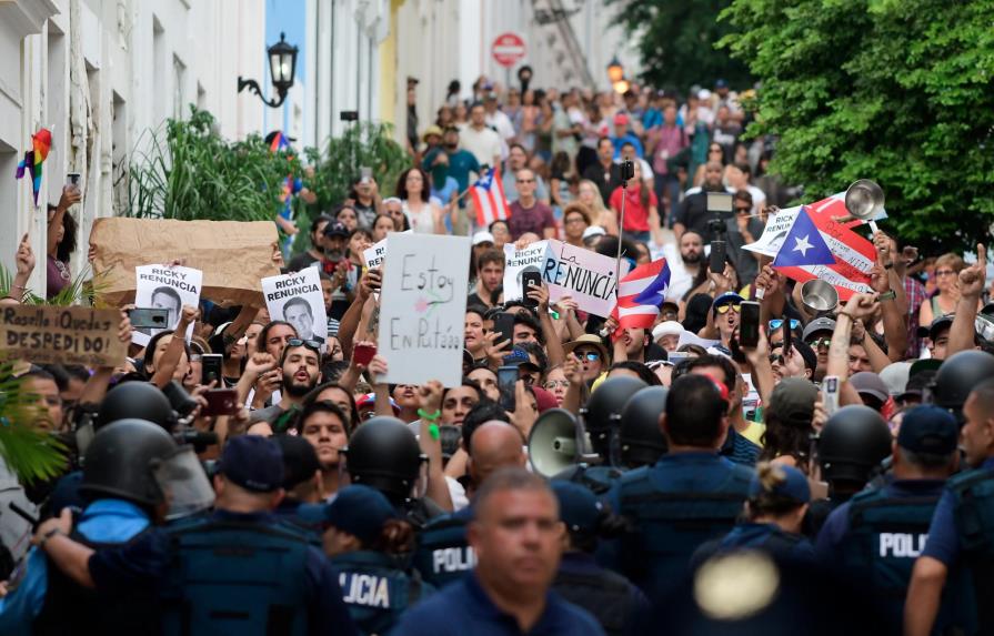Cientos de personas piden en la calle dimisión gobernador Puerto Rico