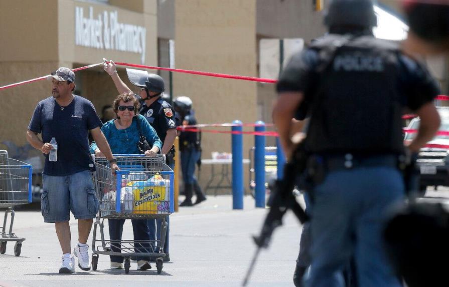 Víctimas mortales en tiroteo de El Paso ascienden a 20 y 24 heridos