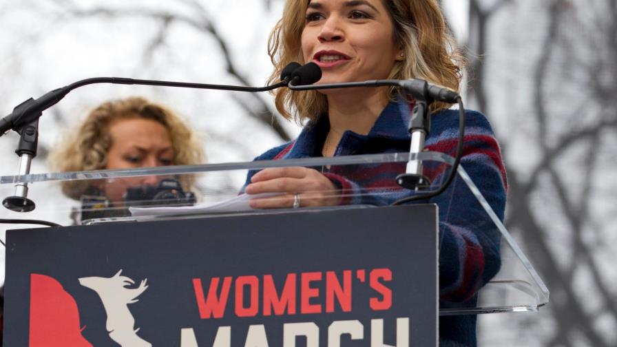 Actores y escritores latinos firman “carta de solidaridad”