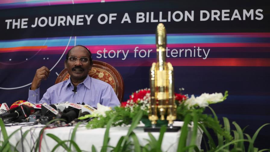 Nave india orbita alrededor de Luna a un mes de su despegue