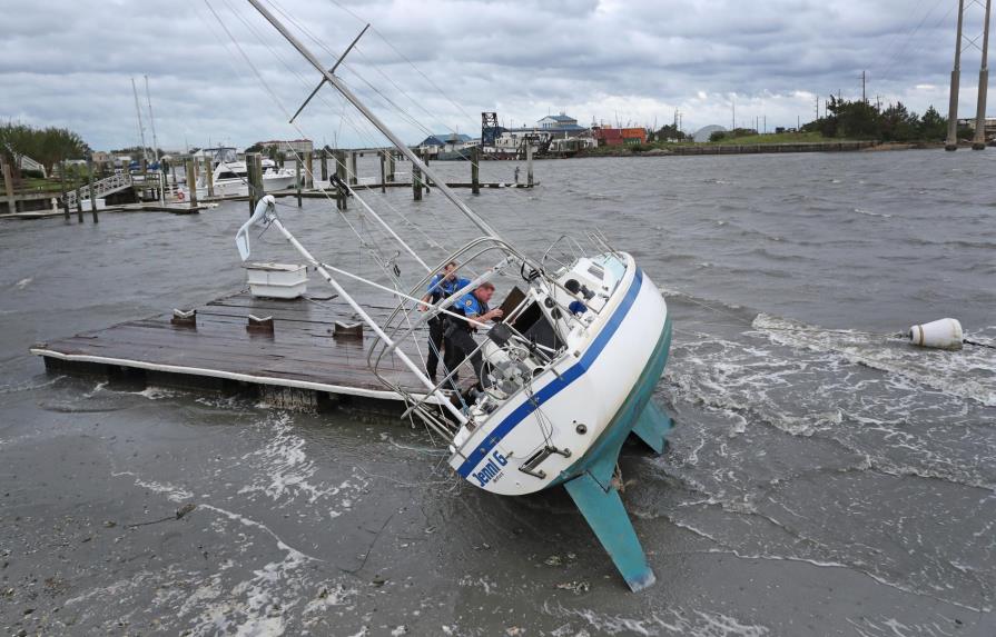 Islas de Carolina del Norte evalúan los daños tras Dorian