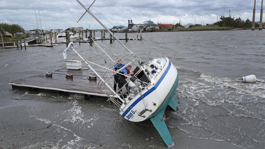Islas de Carolina del Norte evalúan los daños tras Dorian