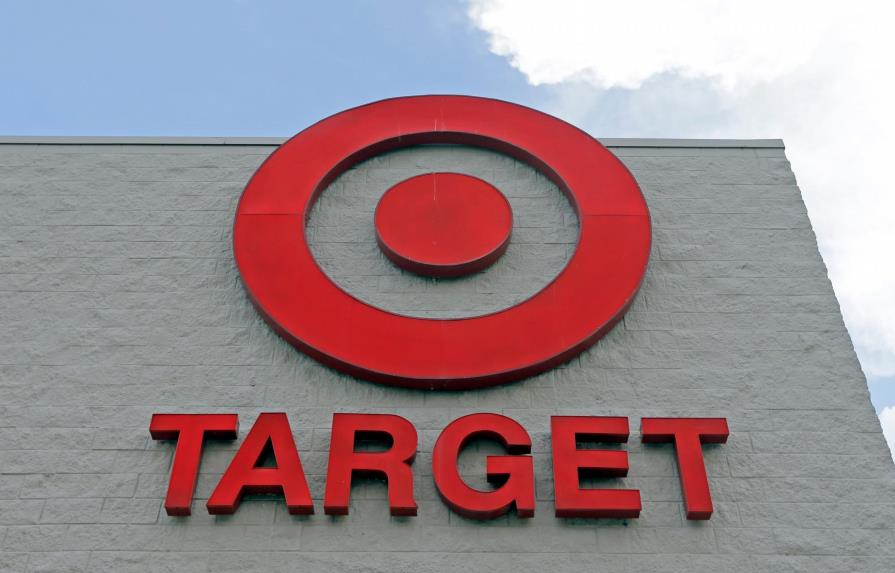 Target aumenta contrataciones para la temporada navideña