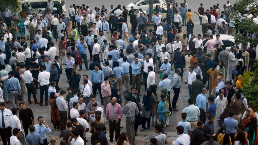 Periodistas protestan en Cachemira contra el bloqueo de las comunicaciones Periodistas protestan en Cachemira contra el bloqueo de las comunicaciones