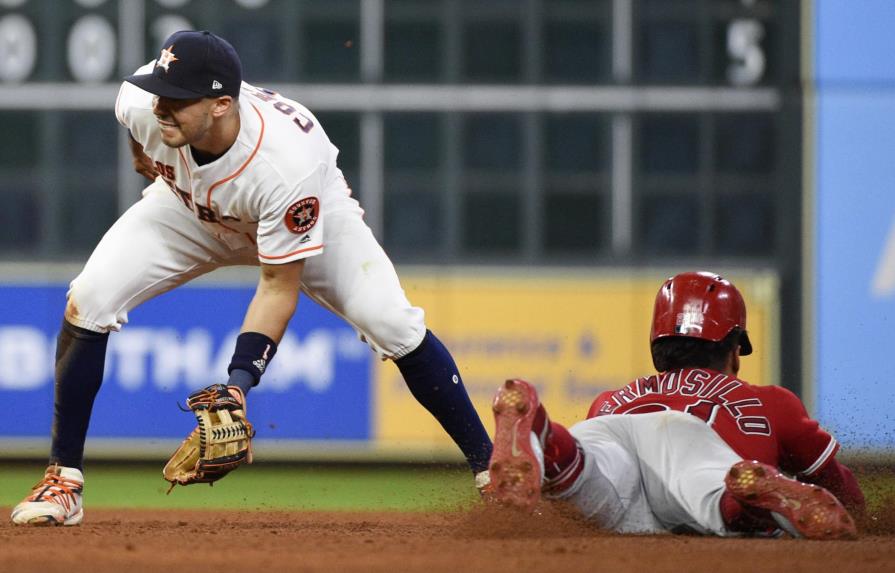 Carlos Correa espera jugar para los Astros en la Serie Divisional